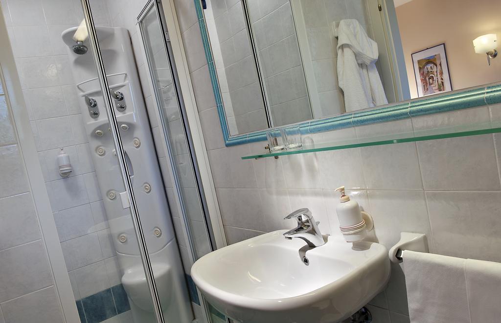 San Giovanni Terme 4* Ischia